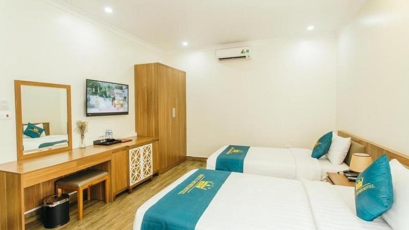 White Crown Hotel Халонг Екстер'єр фото